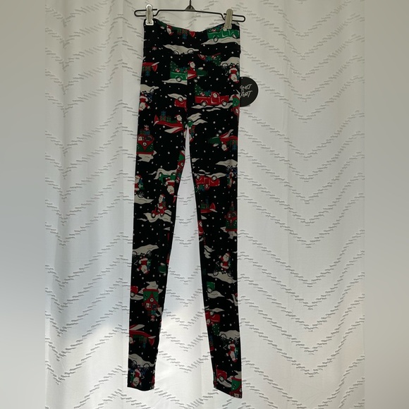 Planet Heart Pants - Holiday-Themed Women's Leggings - Black with Red and Green